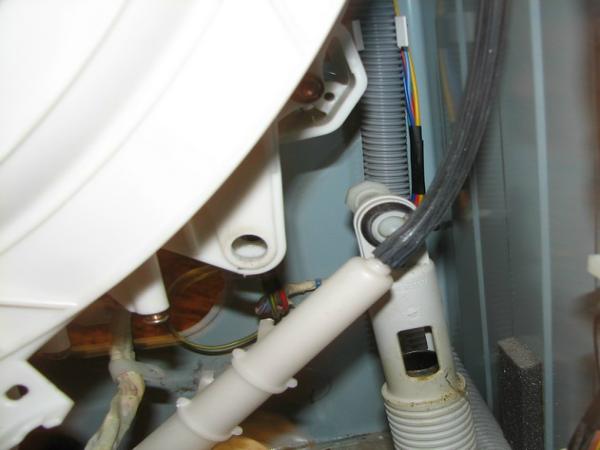 Ремонт и замена амортизаторов стиральной машины